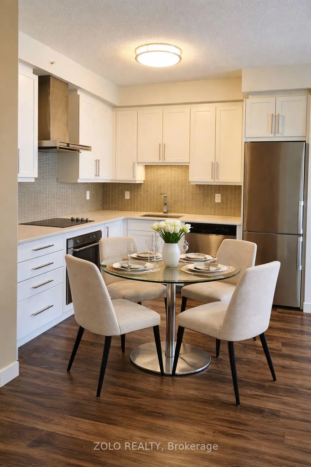 Photo 5 of Unit 1707, 2081 Fairview Street, Burlington, Freeman — HOMEH