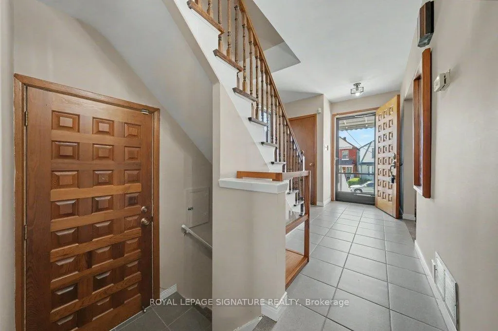 Photo 19 of 36 Jesmond Avenue, Toronto, Oakwood Village — HOMEH
