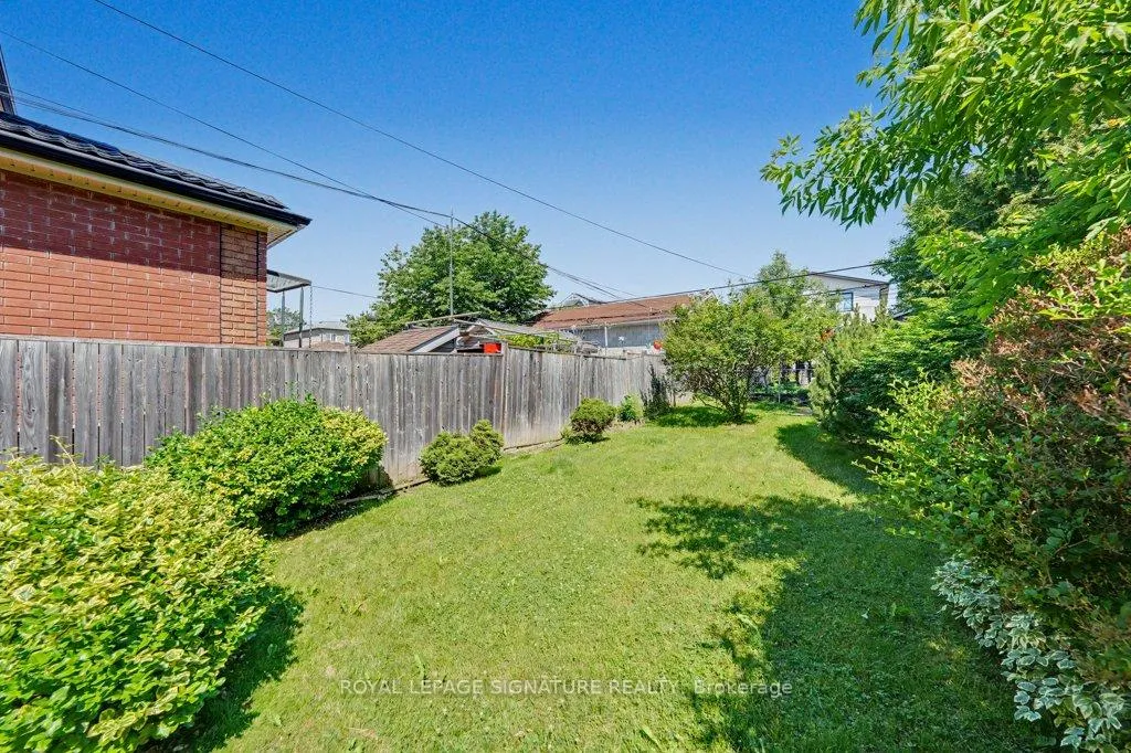 Photo 39 of 36 Jesmond Avenue, Toronto, Oakwood Village — HOMEH