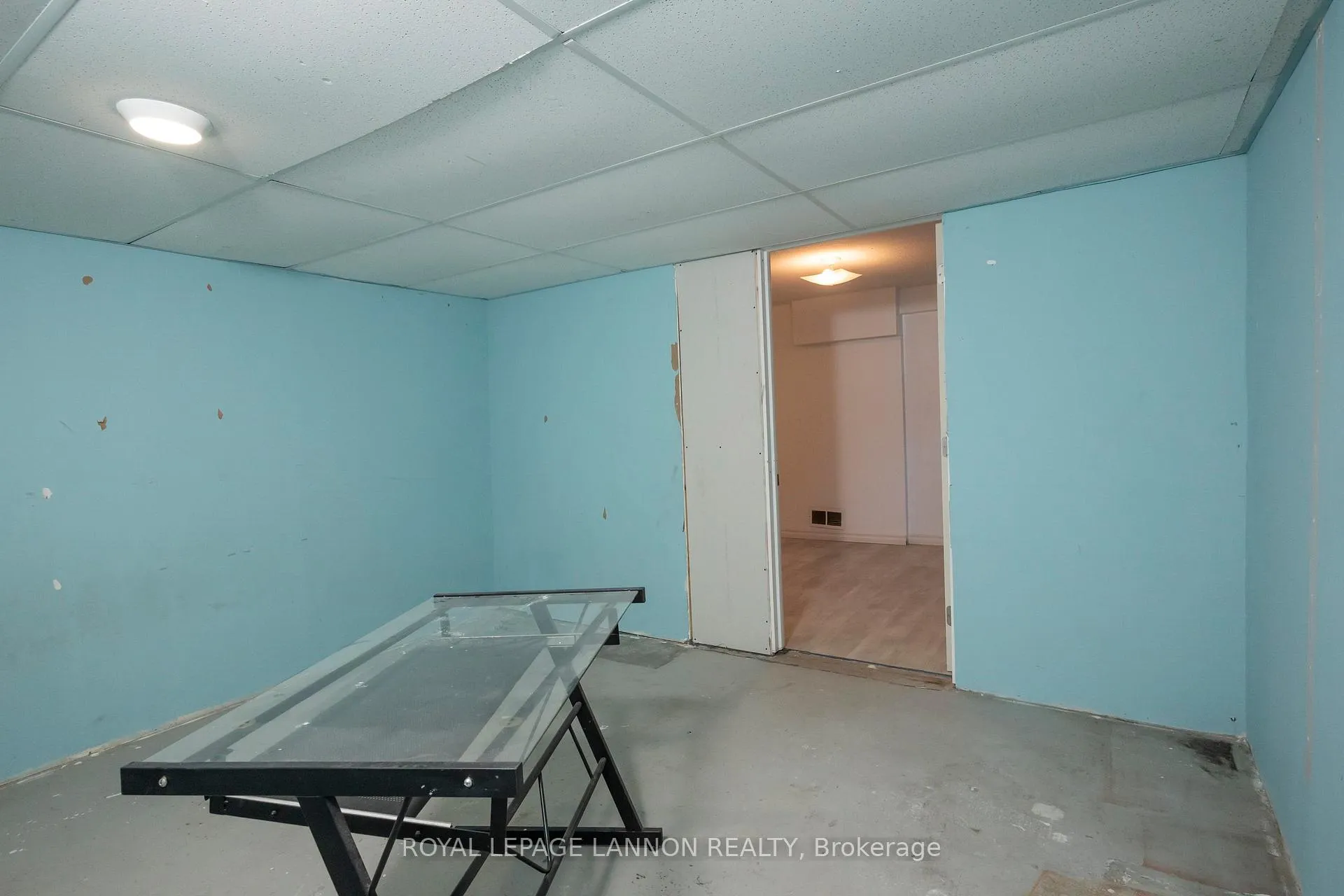 Photo 38 of 103 Elron Cres, Thunder Bay, College Park — HOMEH