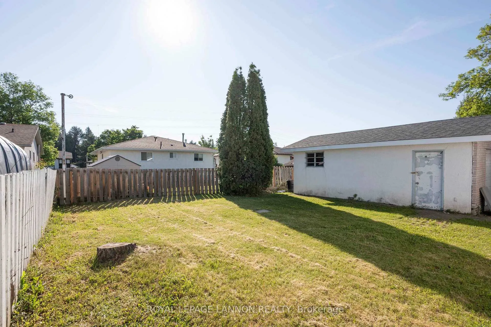 Photo 42 of 103 Elron Cres, Thunder Bay, College Park — HOMEH