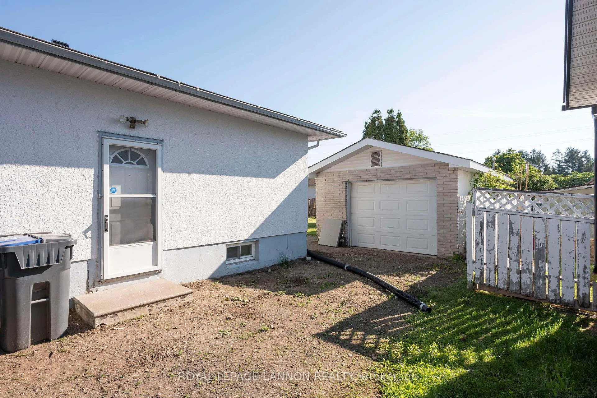 Photo 44 of 103 Elron Cres, Thunder Bay, College Park — HOMEH