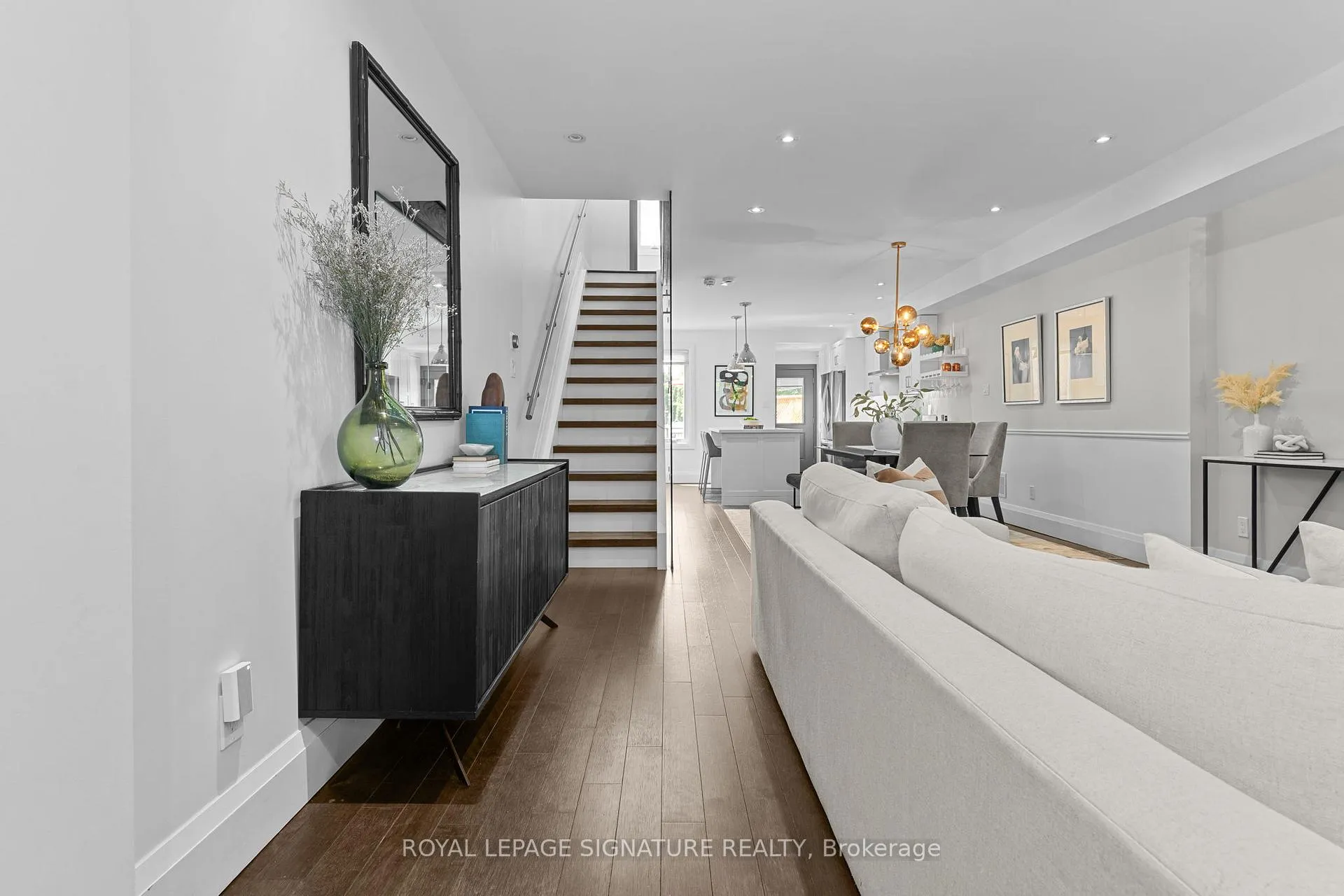 Photo 5 of 113 Merrill Avenue E, Toronto, Woodbine Corridor — HOMEH