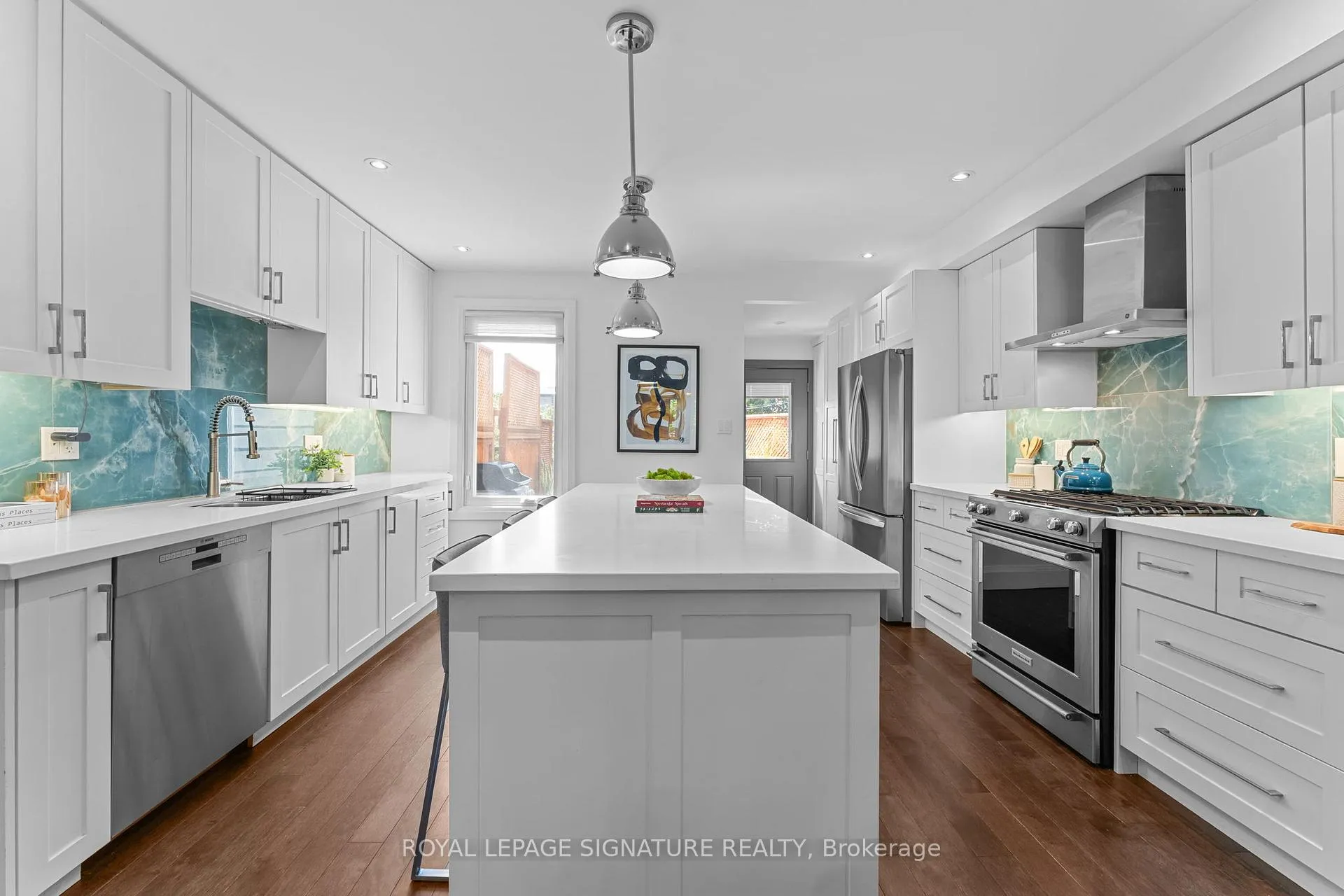 Photo 11 of 113 Merrill Avenue E, Toronto, Woodbine Corridor — HOMEH