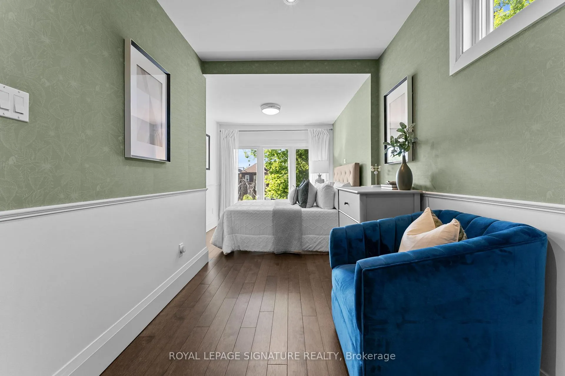 Photo 23 of 113 Merrill Avenue E, Toronto, Woodbine Corridor — HOMEH