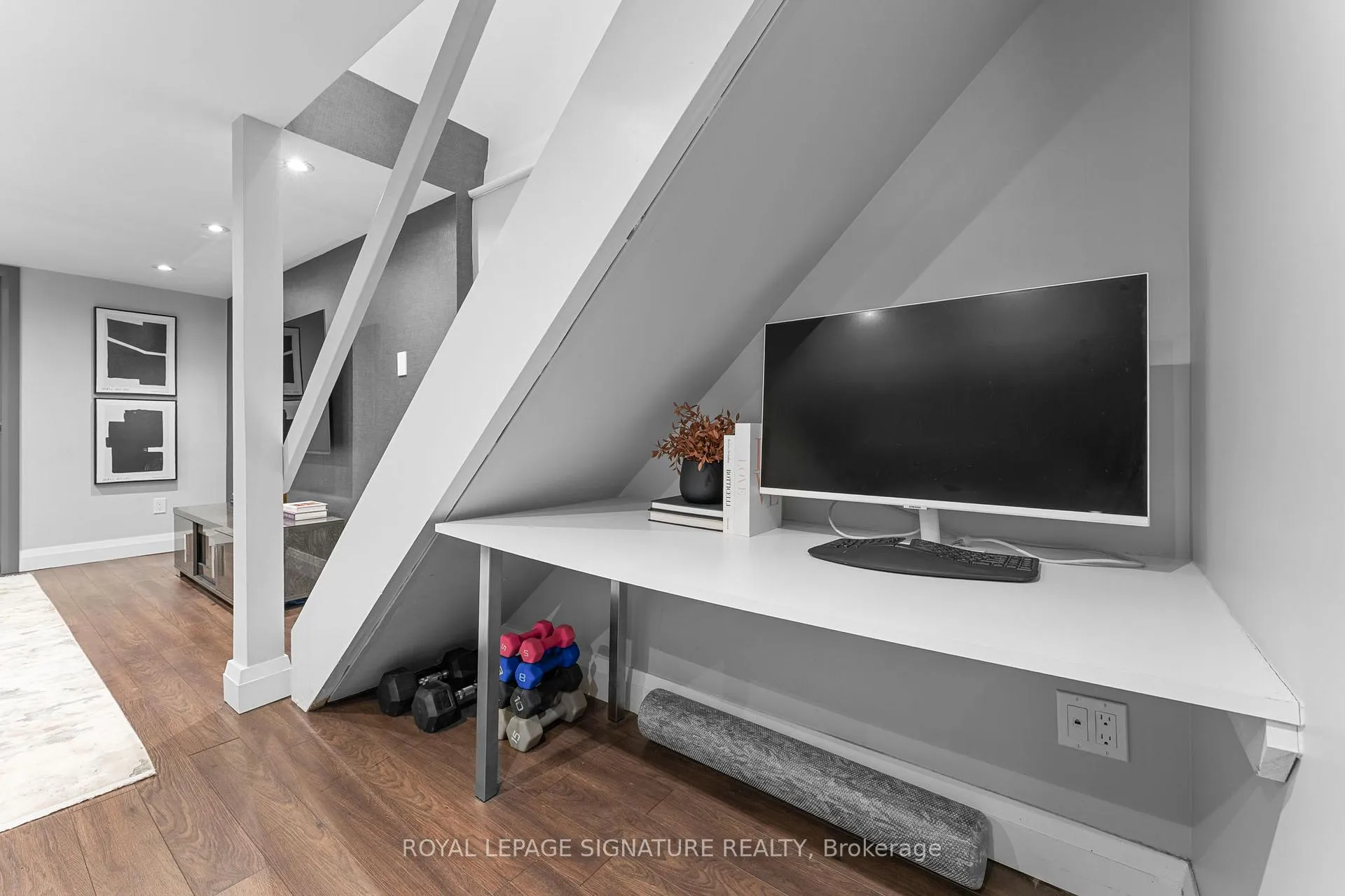 Photo 36 of 113 Merrill Avenue E, Toronto, Woodbine Corridor — HOMEH