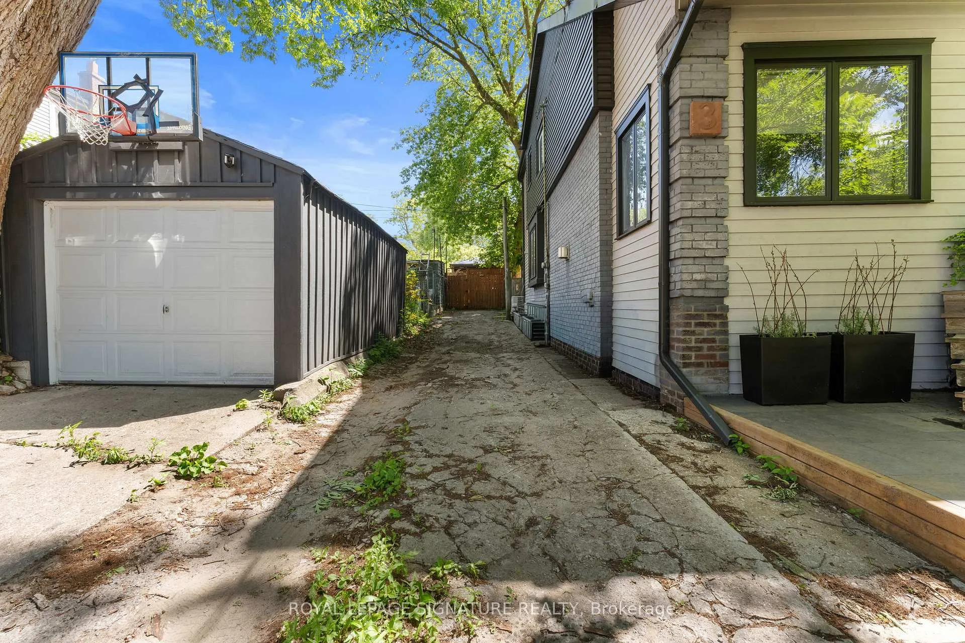 Photo 49 of 113 Merrill Avenue E, Toronto, Woodbine Corridor — HOMEH