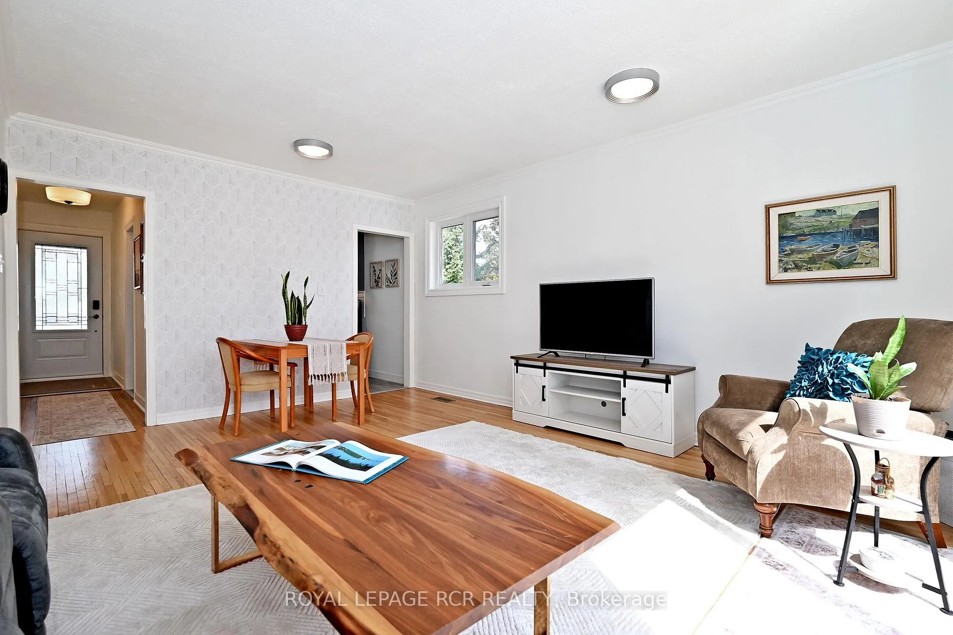 Photo 10 of 87 Richardson Drive, Aurora, Aurora Highlands — HOMEH