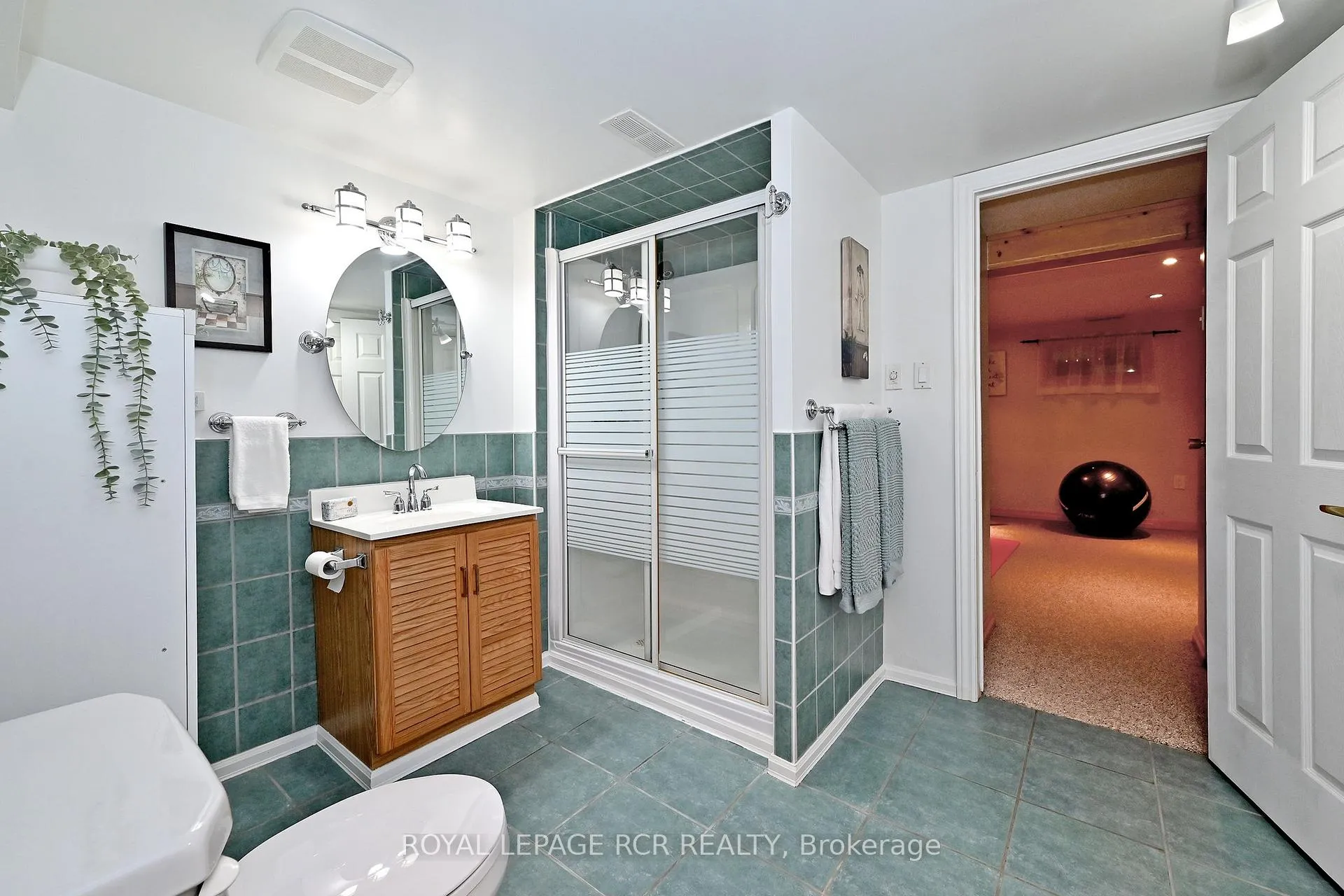 Photo 32 of 87 Richardson Drive, Aurora, Aurora Highlands — HOMEH
