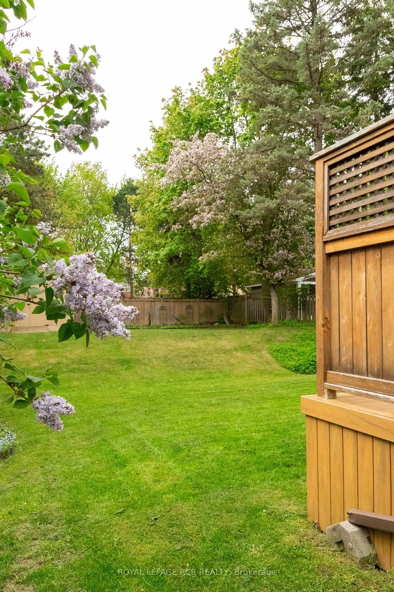 Photo 42 of 87 Richardson Drive, Aurora, Aurora Highlands — HOMEH