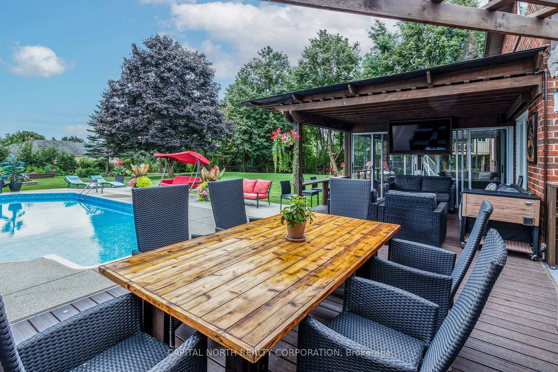 Photo 6 of 29 Hayleyvale Road, Caledon, Caledon Village — HOMEH