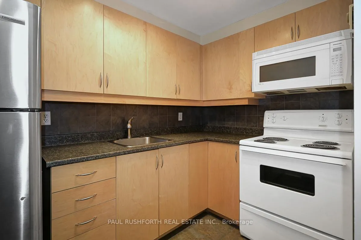 Photo 11 of Unit 201, 41 Hilda Street, Ottawa, Hintonburg — HOMEH