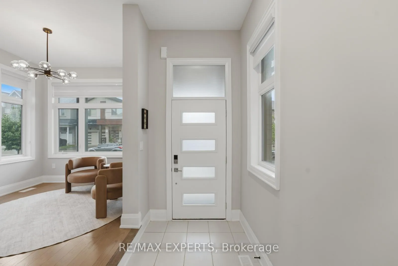 Photo 2 of 1288 Aymond Crescent W, Oakville, Joshua Meadows — HOMEH