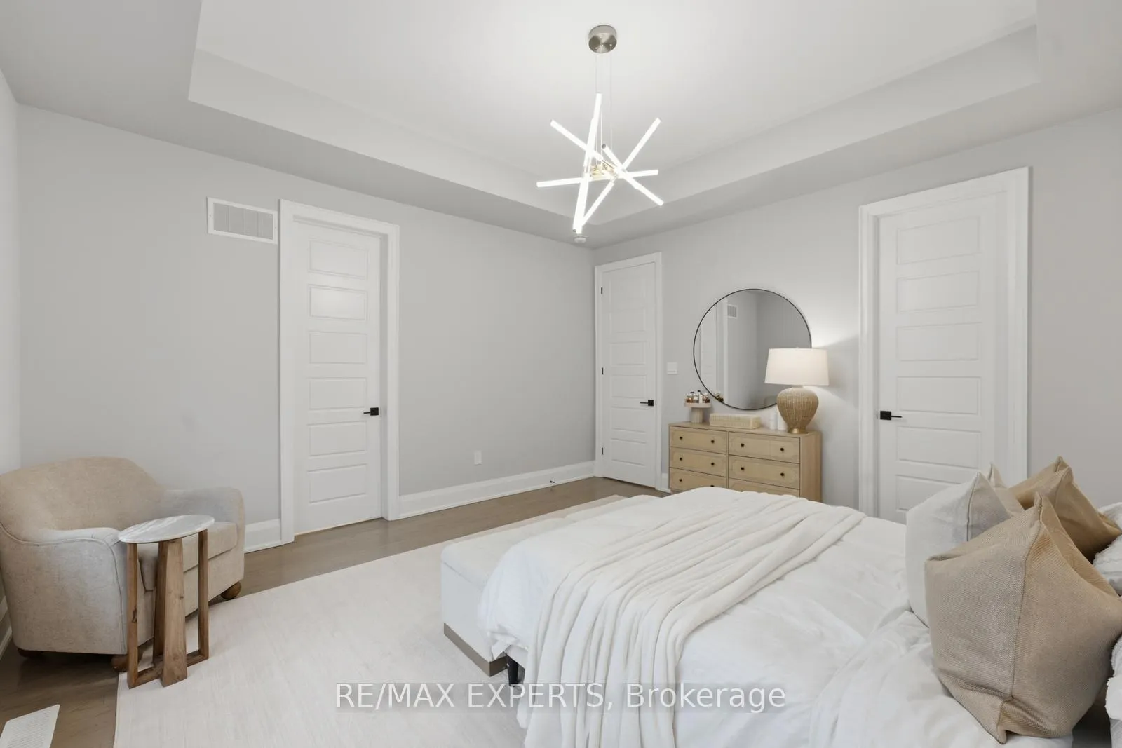 Photo 23 of 1288 Aymond Crescent W, Oakville, Joshua Meadows — HOMEH