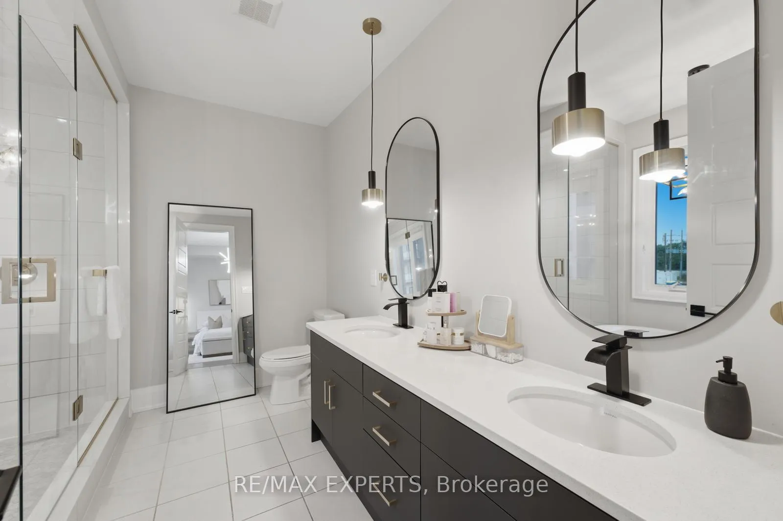 Photo 24 of 1288 Aymond Crescent W, Oakville, Joshua Meadows — HOMEH