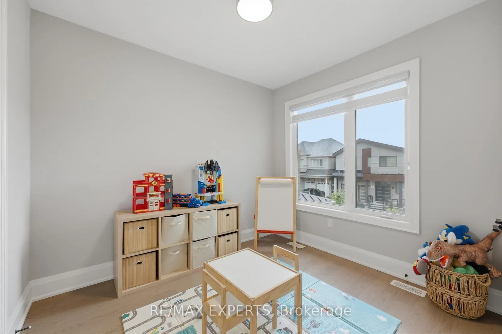 Photo 29 of 1288 Aymond Crescent W, Oakville, Joshua Meadows — HOMEH
