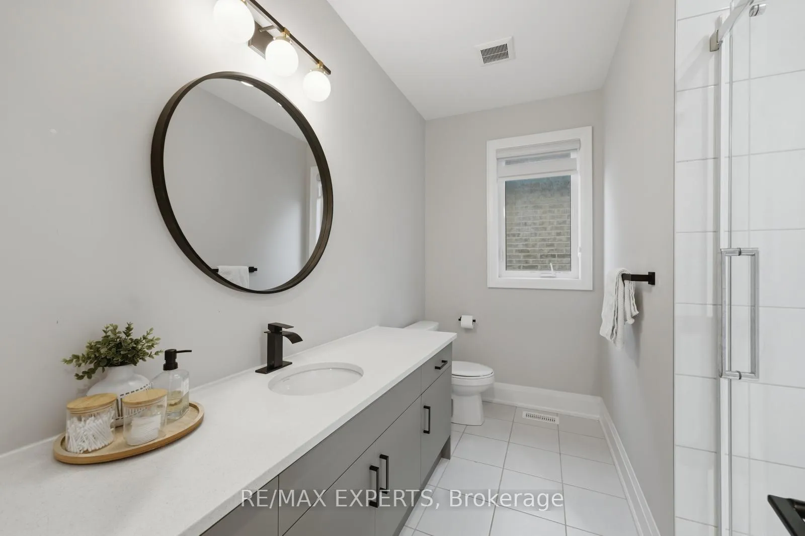 Photo 33 of 1288 Aymond Crescent W, Oakville, Joshua Meadows — HOMEH