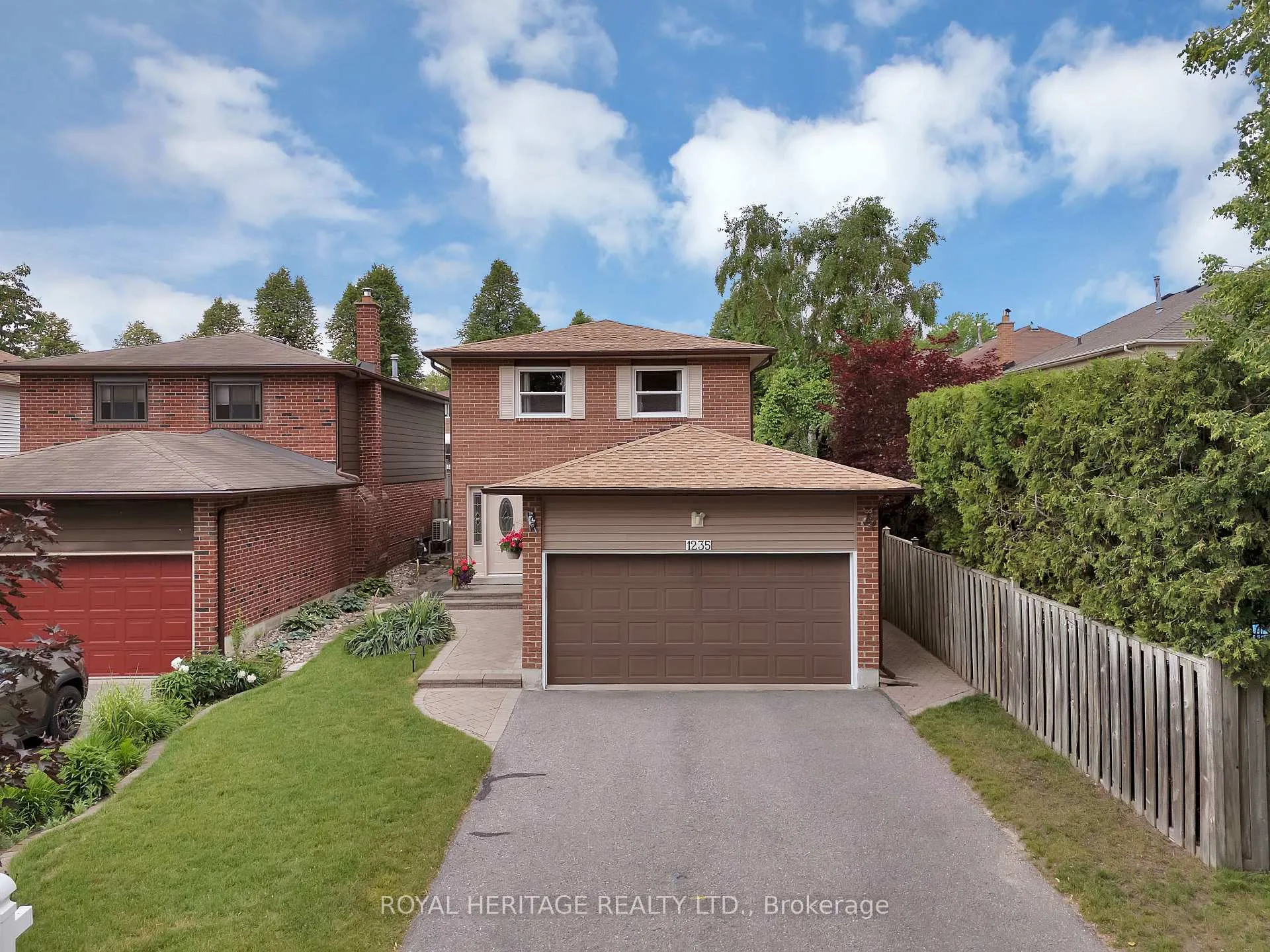 Photo 1 of 1235 Cedarcroft Crescent, Pickering, Liverpool — HOMEH