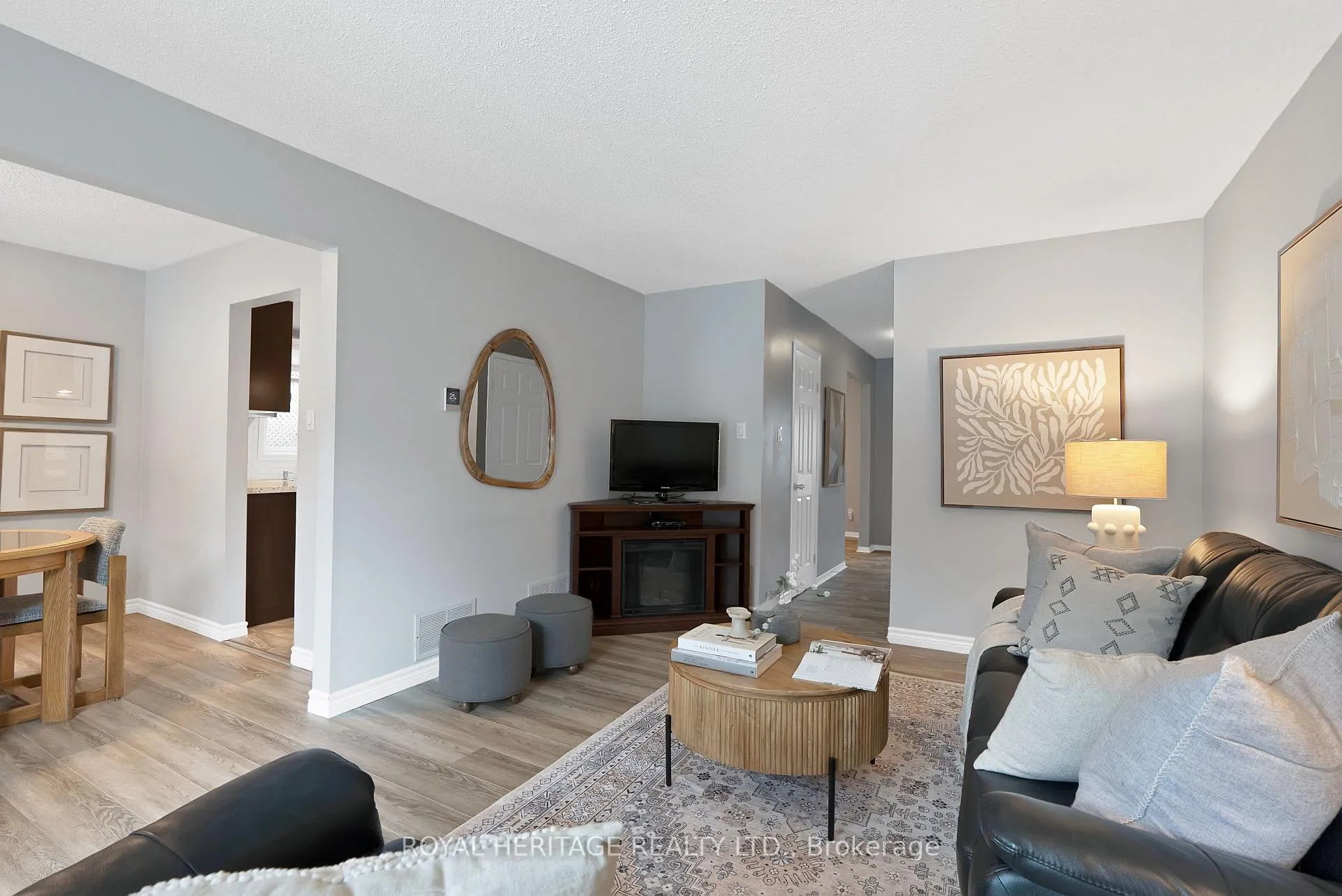 Photo 16 of 1235 Cedarcroft Crescent, Pickering, Liverpool — HOMEH