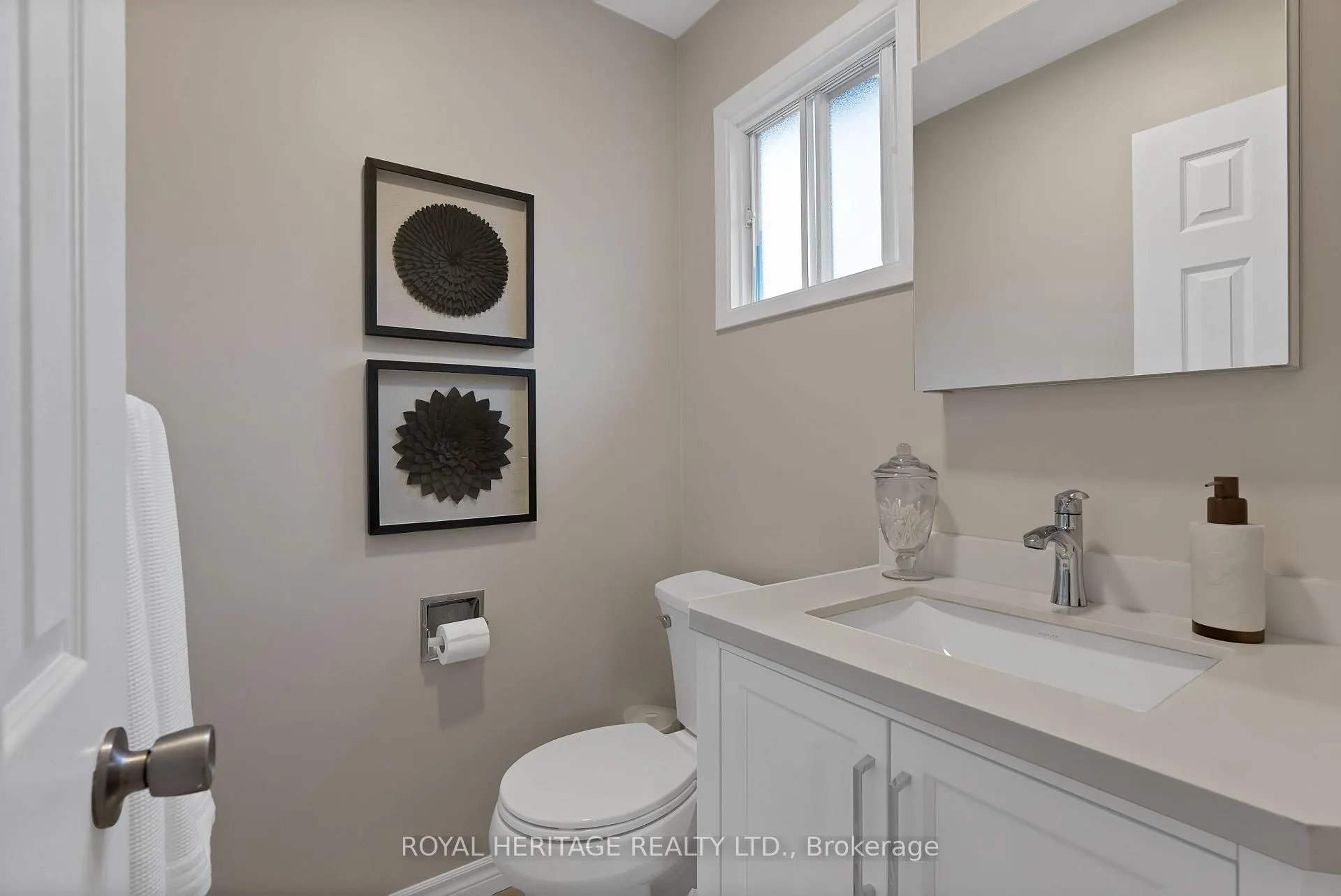 Photo 23 of 1235 Cedarcroft Crescent, Pickering, Liverpool — HOMEH
