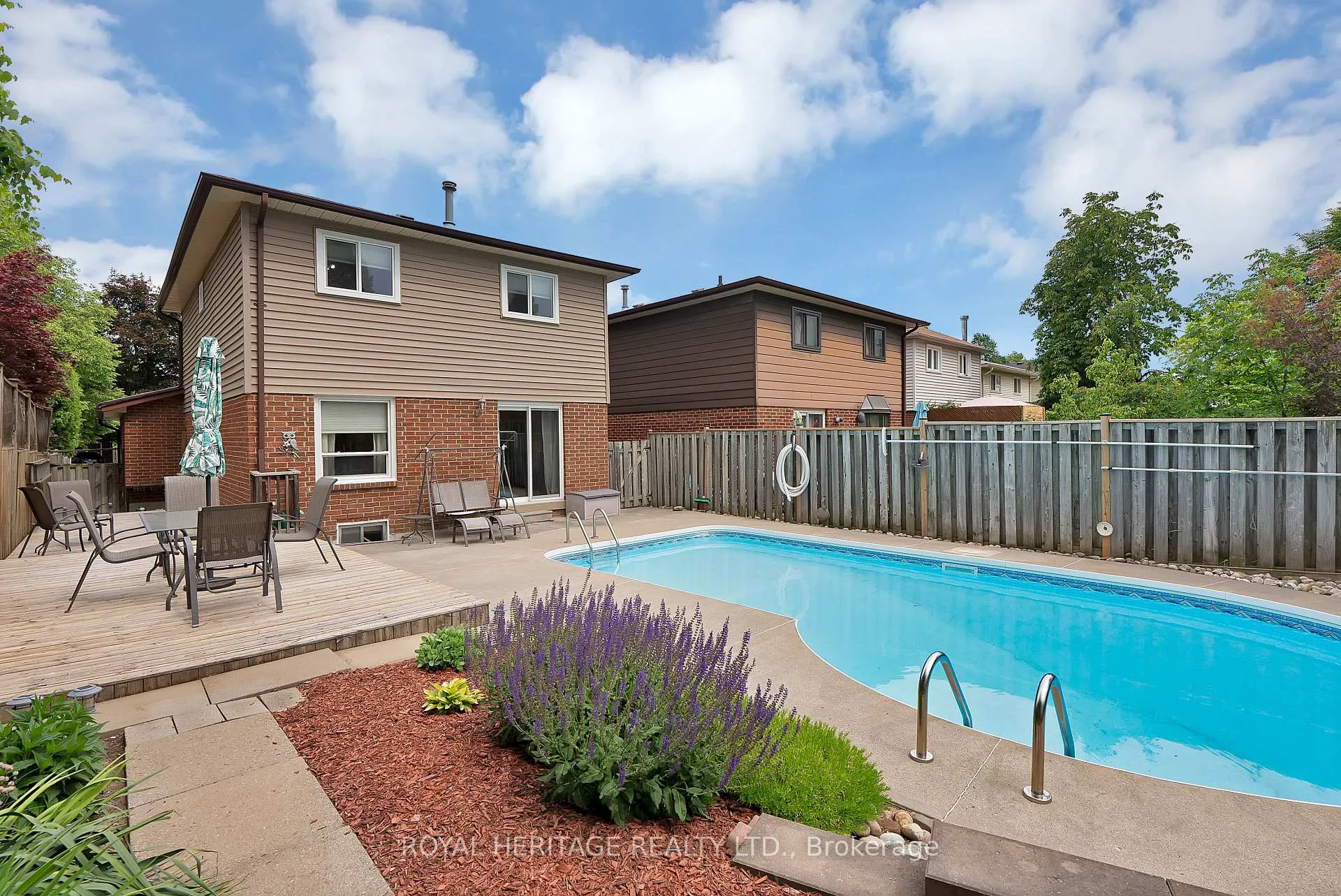 Photo 39 of 1235 Cedarcroft Crescent, Pickering, Liverpool — HOMEH