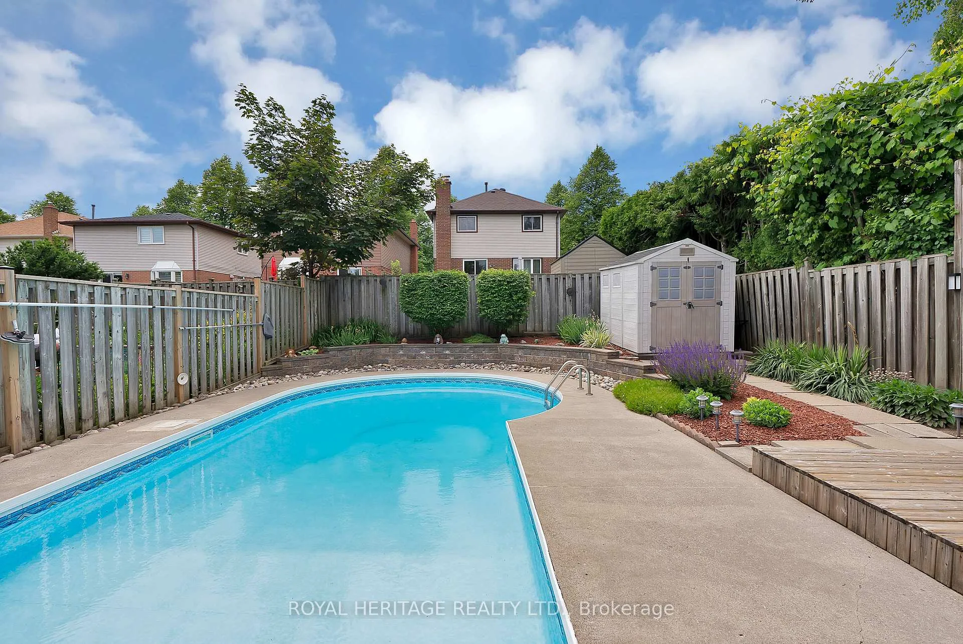 Photo 42 of 1235 Cedarcroft Crescent, Pickering, Liverpool — HOMEH