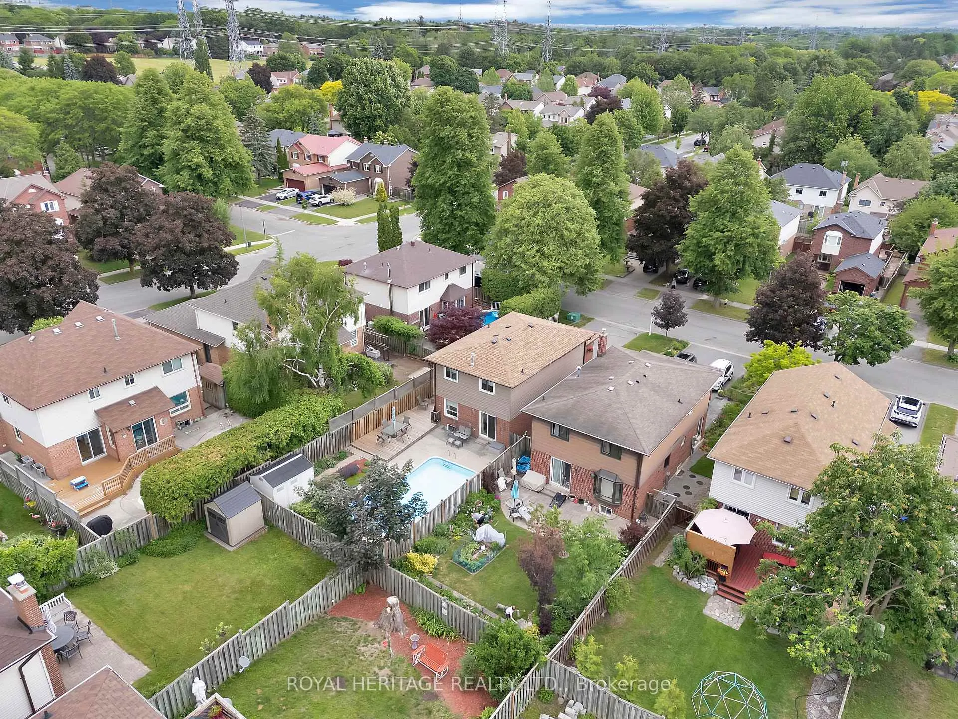 Photo 46 of 1235 Cedarcroft Crescent, Pickering, Liverpool — HOMEH
