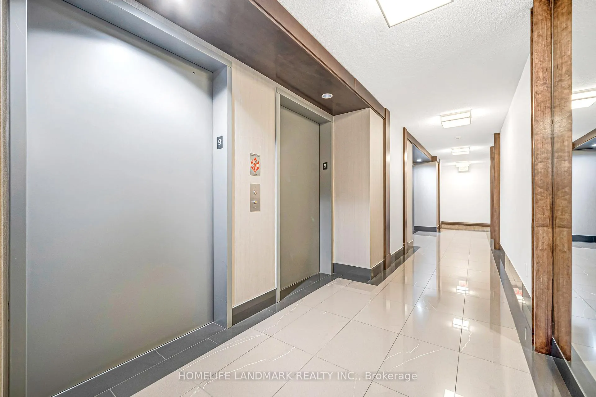 Photo 6 of Unit 901, 16 Yonge Street, Toronto, Waterfront Communities — HOMEH