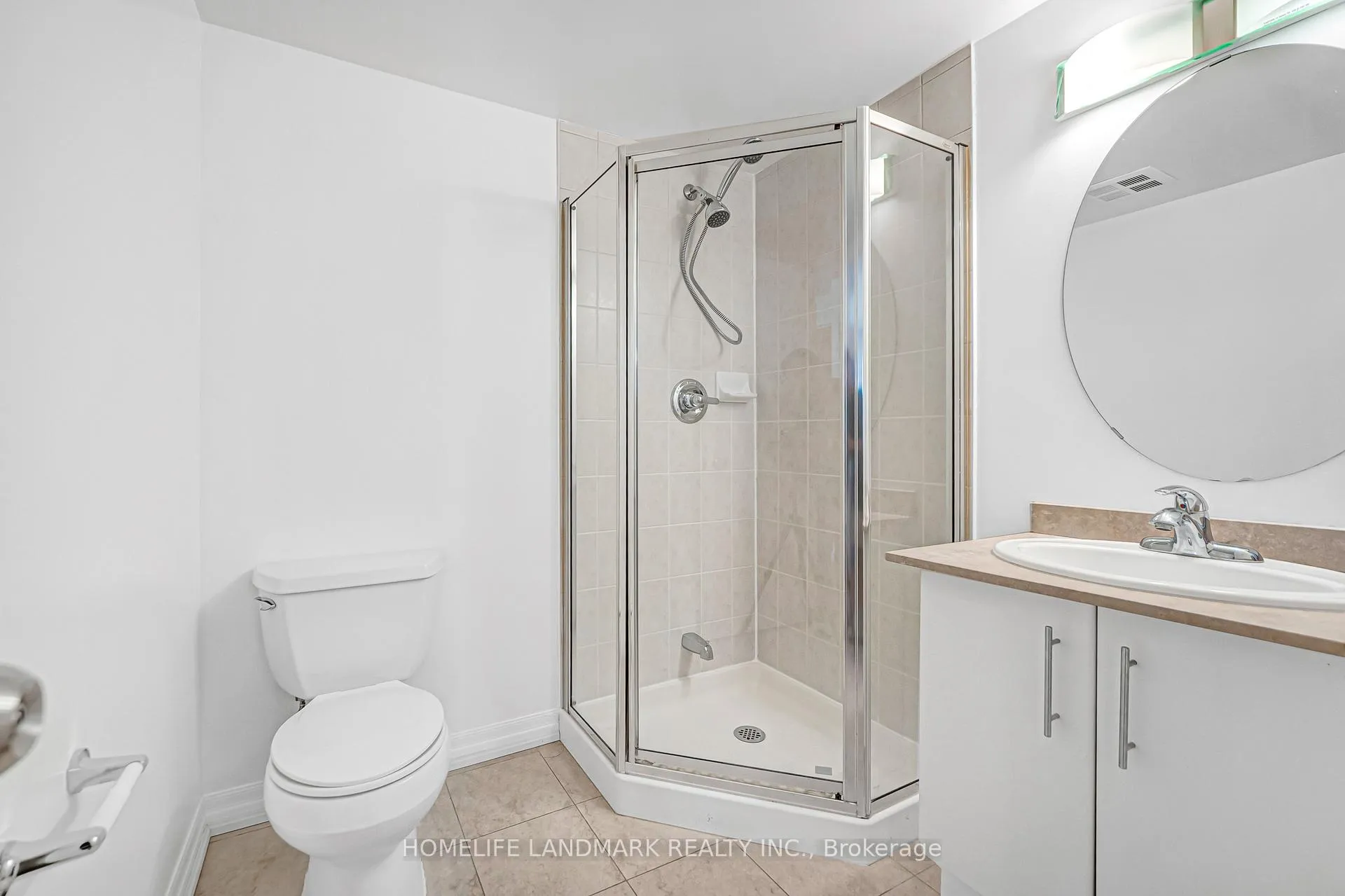 Photo 15 of Unit 901, 16 Yonge Street, Toronto, Waterfront Communities — HOMEH