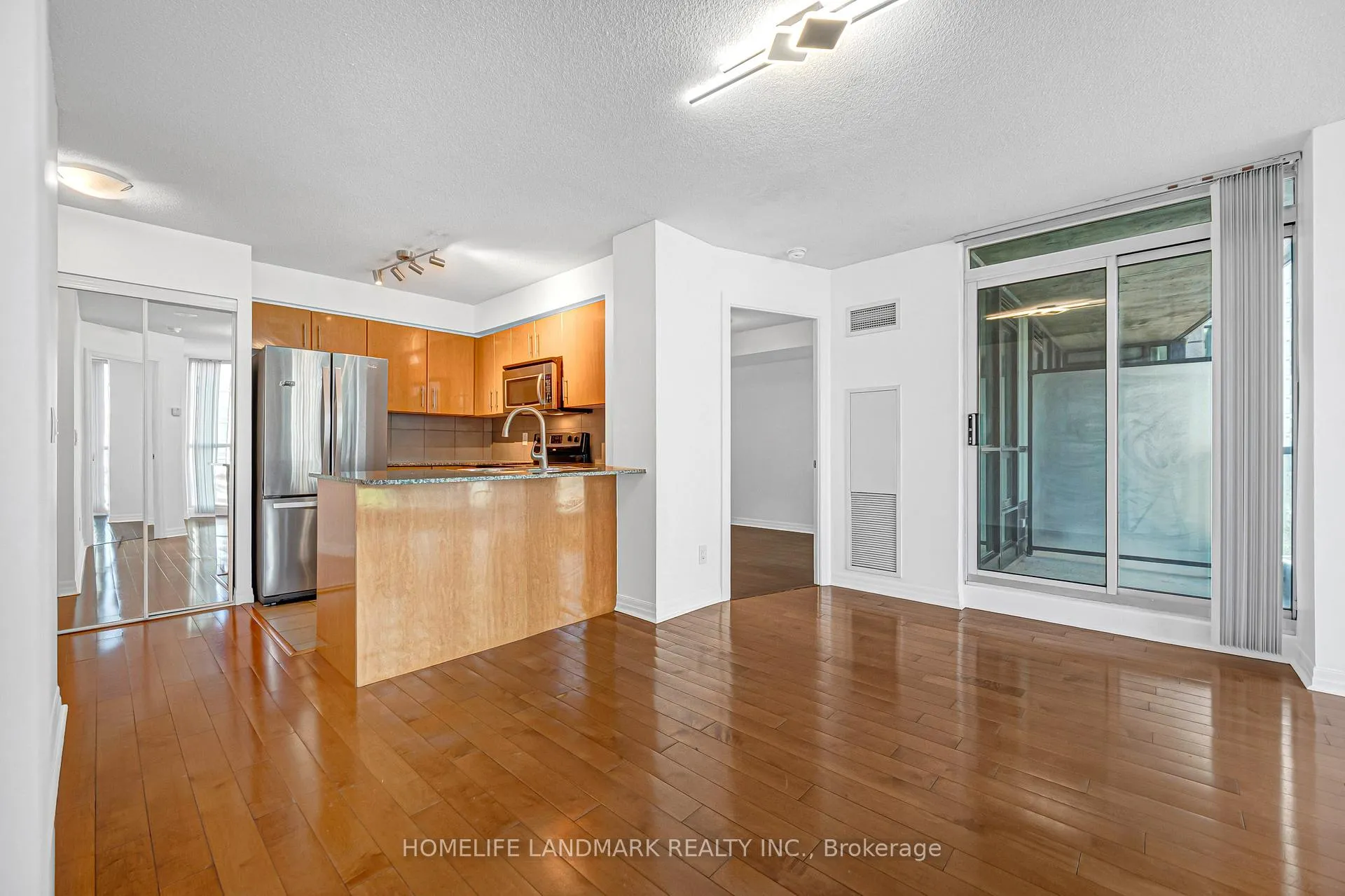 Photo 20 of Unit 901, 16 Yonge Street, Toronto, Waterfront Communities — HOMEH