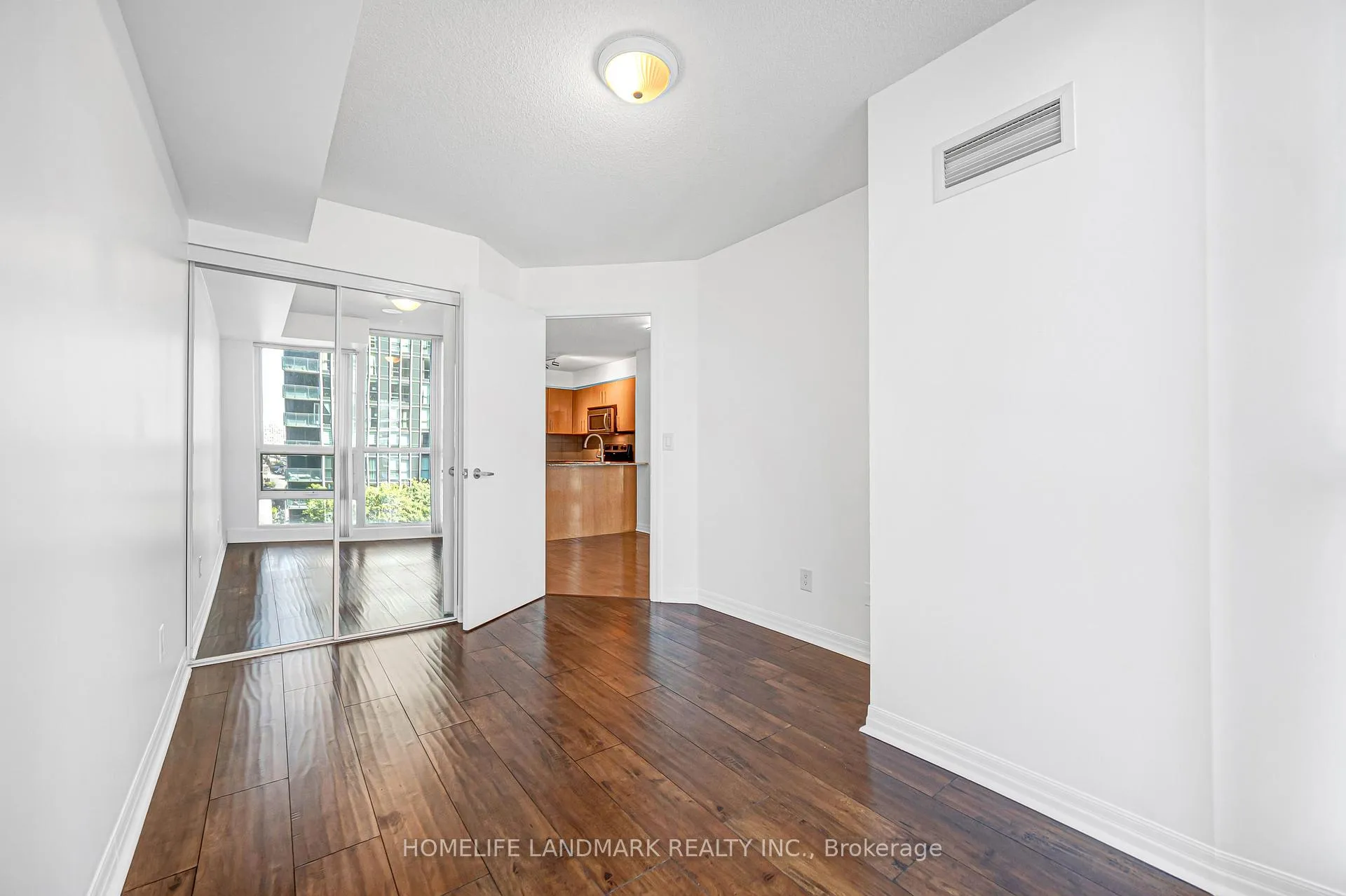 Photo 36 of Unit 901, 16 Yonge Street, Toronto, Waterfront Communities — HOMEH