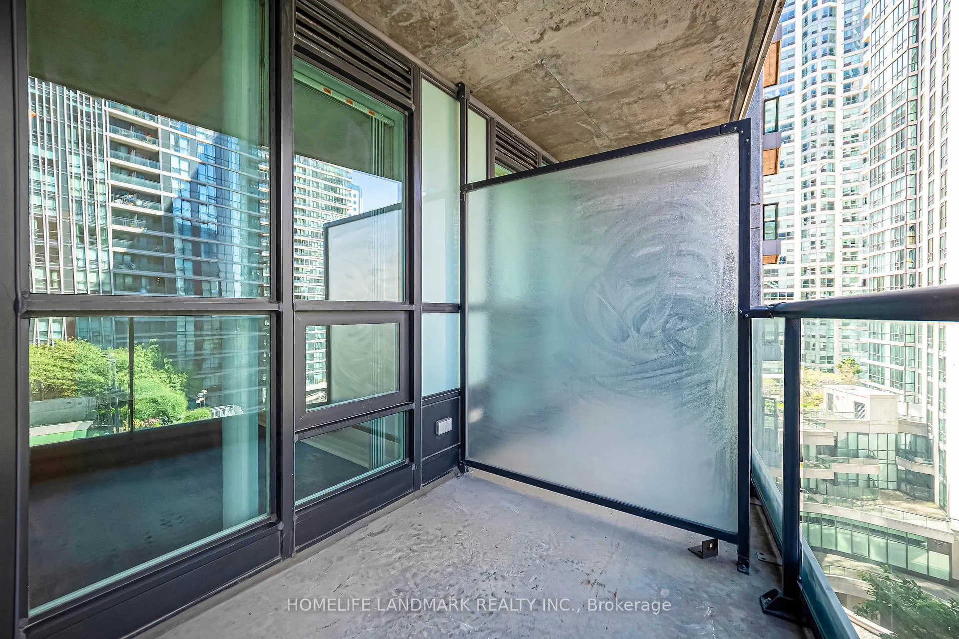 Photo 39 of Unit 901, 16 Yonge Street, Toronto, Waterfront Communities — HOMEH