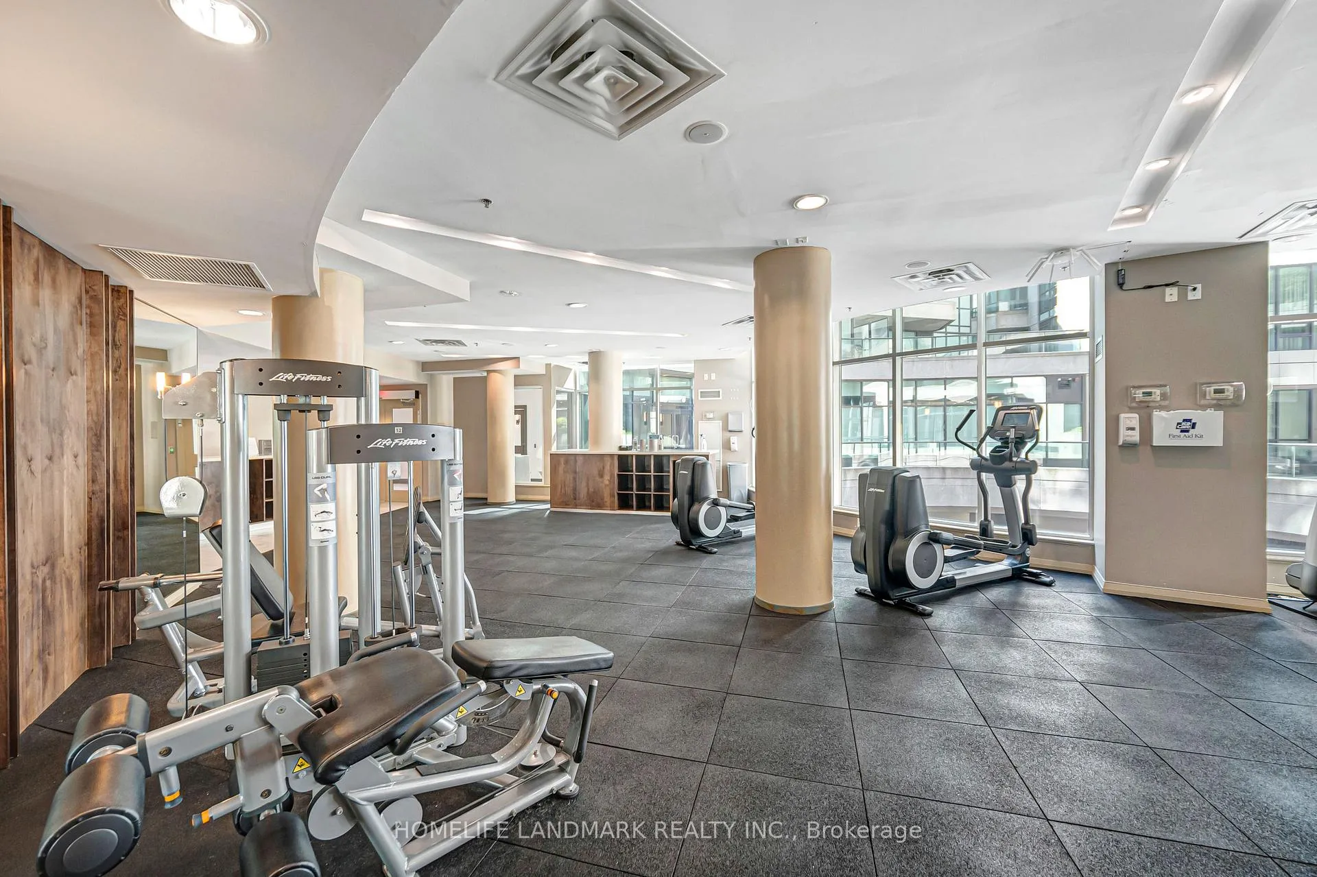Photo 43 of Unit 901, 16 Yonge Street, Toronto, Waterfront Communities — HOMEH