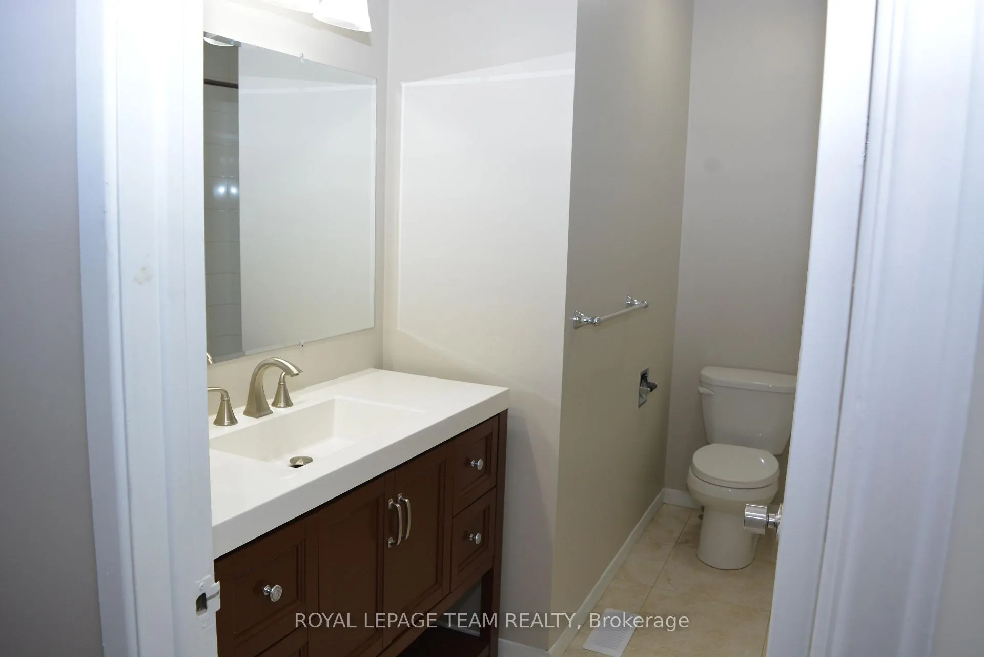 Photo 17 of Unit 16, 280 Mcclellan Road, Ottawa, Arlington Woods — HOMEH