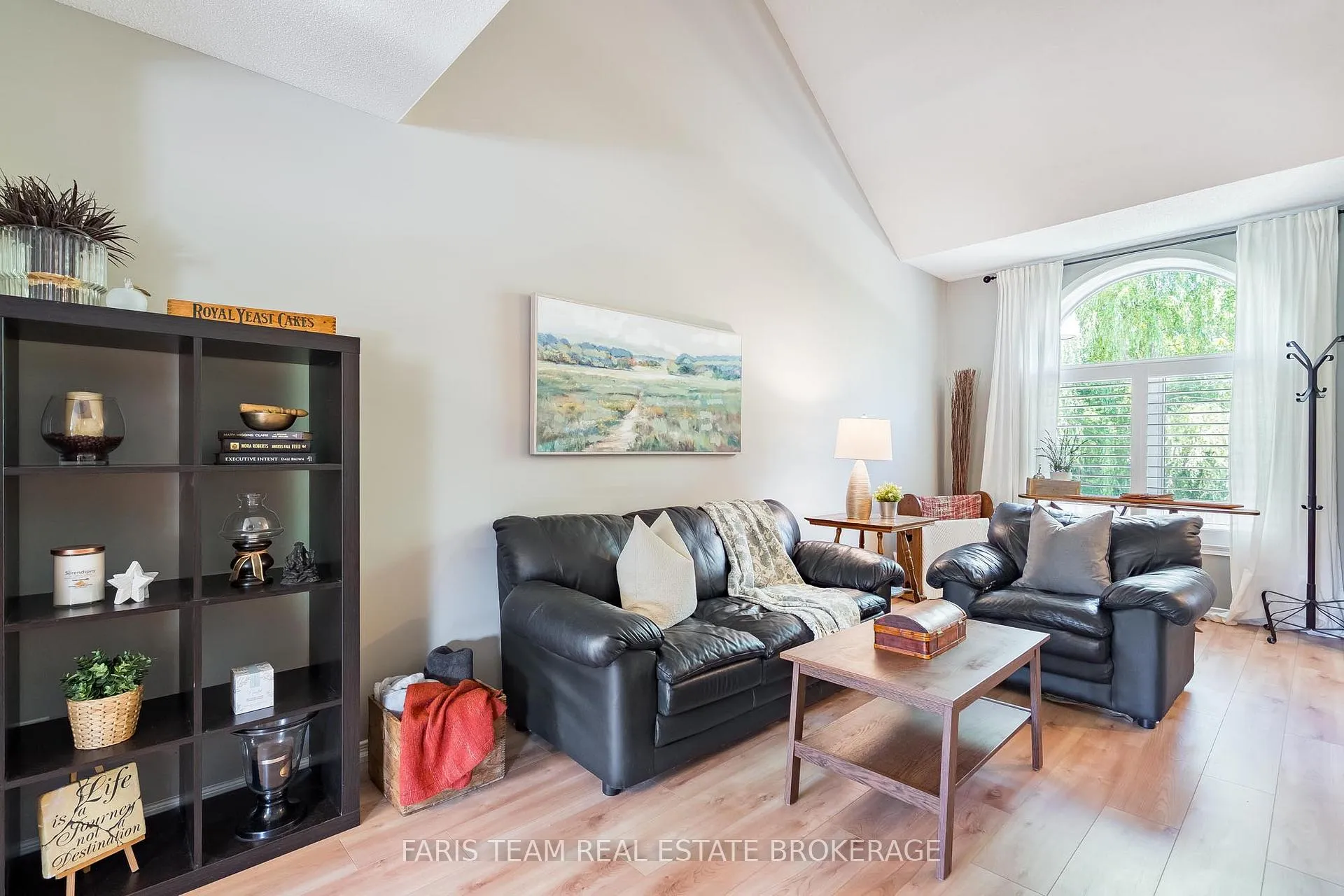 Photo 14 of Unit 13, 358 Little Avenue, Barrie, Painswick North — HOMEH