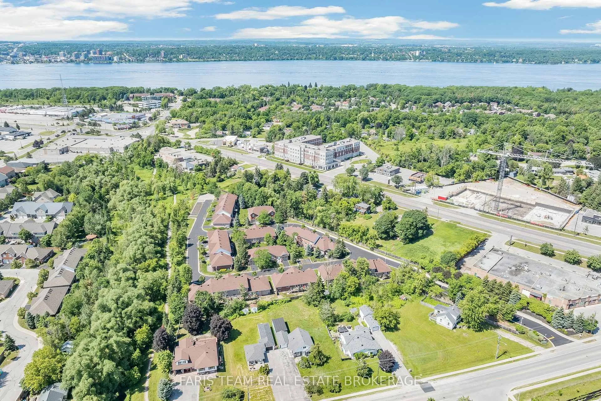 Photo 35 of Unit 13, 358 Little Avenue, Barrie, Painswick North — HOMEH