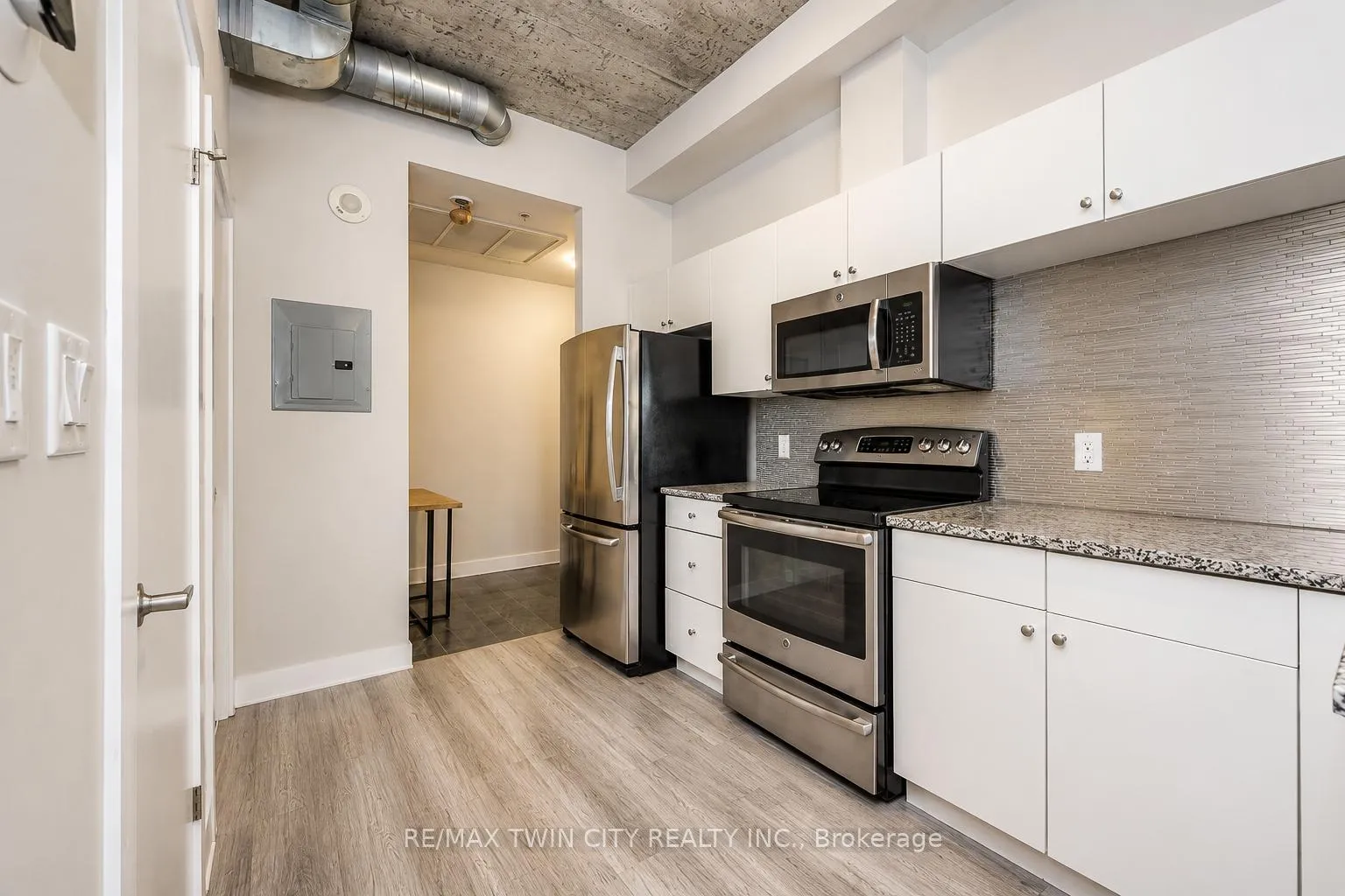 Photo 7 of Unit 409, 1 Victoria Street S, Kitchener, City Commercial Core — HOMEH