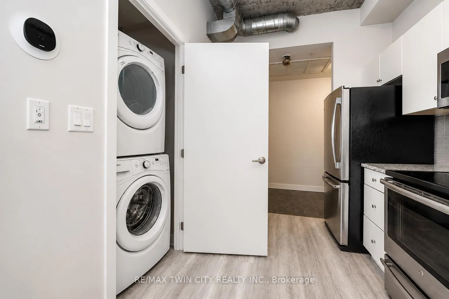 Photo 8 of Unit 409, 1 Victoria Street S, Kitchener, City Commercial Core — HOMEH
