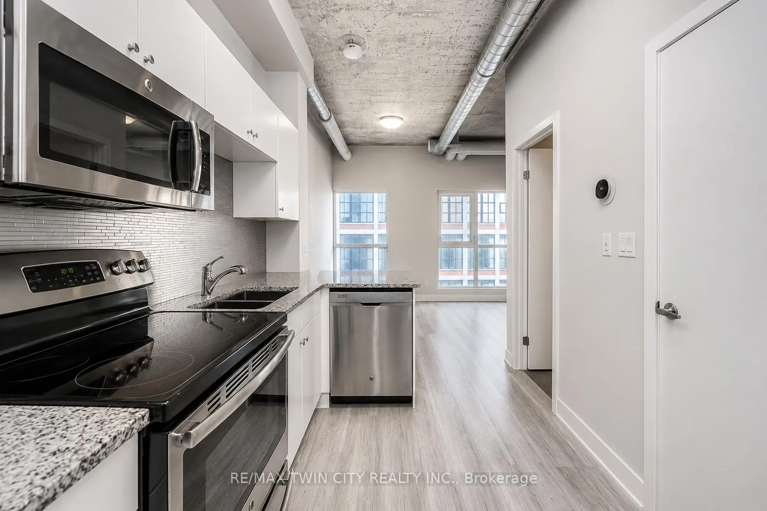 Photo 9 of Unit 409, 1 Victoria Street S, Kitchener, City Commercial Core — HOMEH