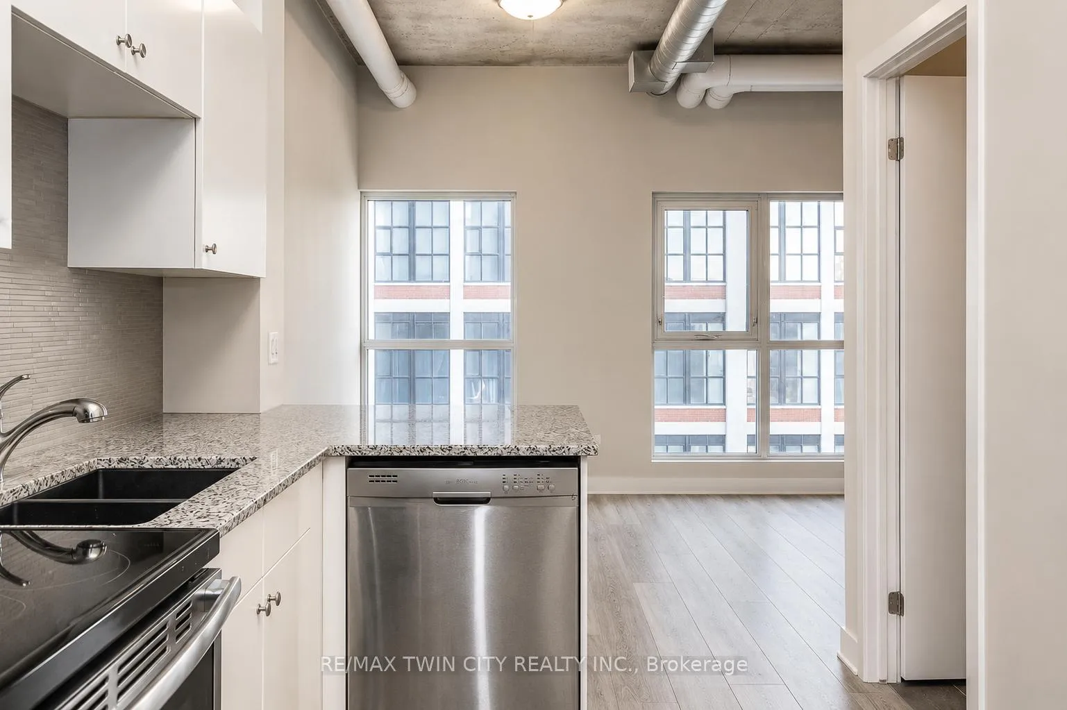 Photo 10 of Unit 409, 1 Victoria Street S, Kitchener, City Commercial Core — HOMEH