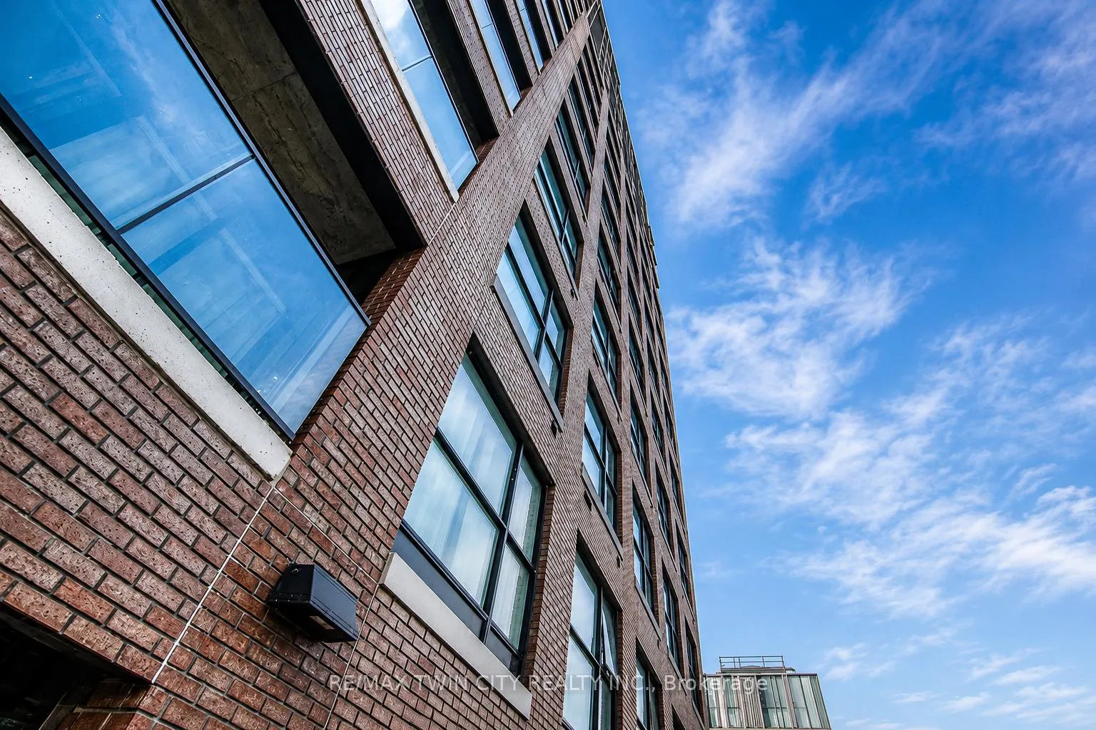 Photo 18 of Unit 409, 1 Victoria Street S, Kitchener, City Commercial Core — HOMEH
