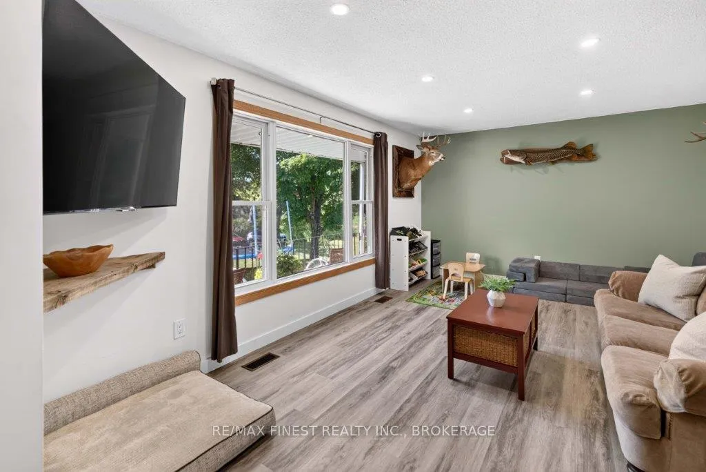 Photo 6 of 7055 Battersea Road, Frontenac, Frontenac South — HOMEH