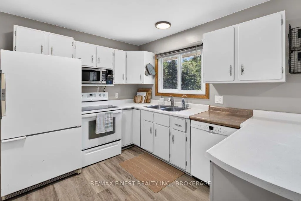 Photo 12 of 7055 Battersea Road, Frontenac, Frontenac South — HOMEH