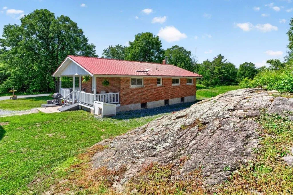Photo 37 of 7055 Battersea Road, Frontenac, Frontenac South — HOMEH