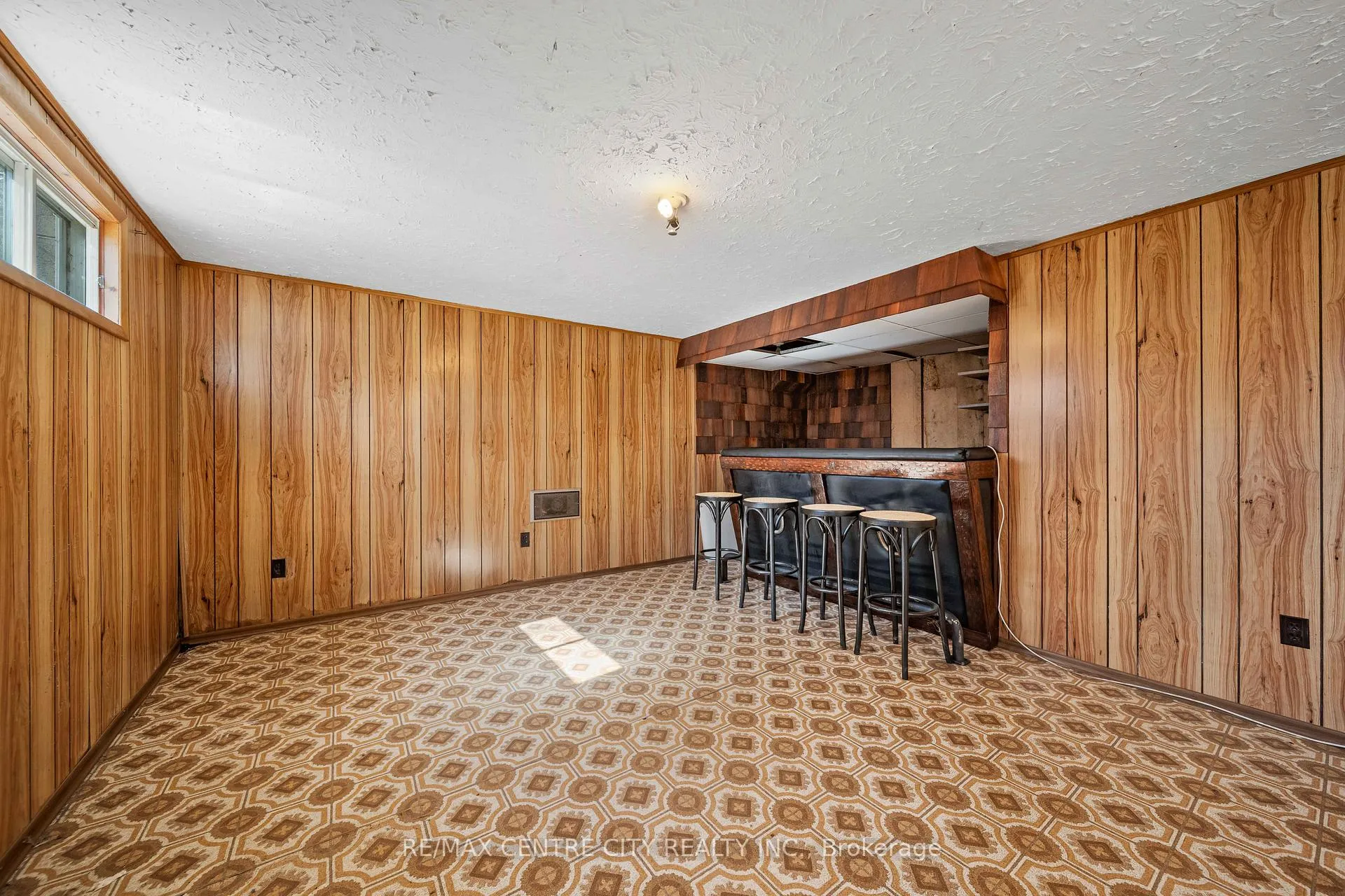Photo 25 of 23171 Talbot Line, West Elgin, Rural West Elgin — HOMEH