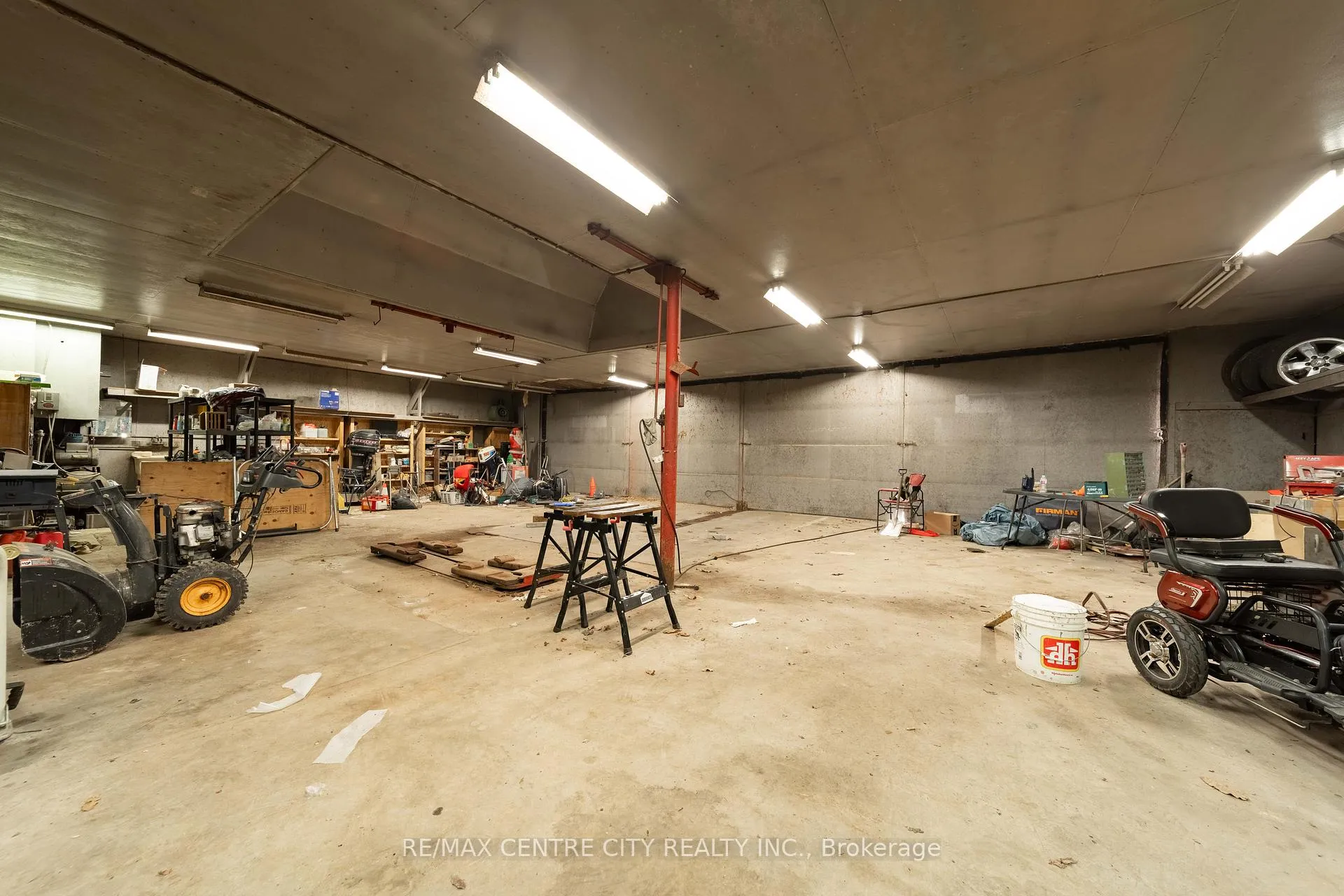 Photo 39 of 23171 Talbot Line, West Elgin, Rural West Elgin — HOMEH