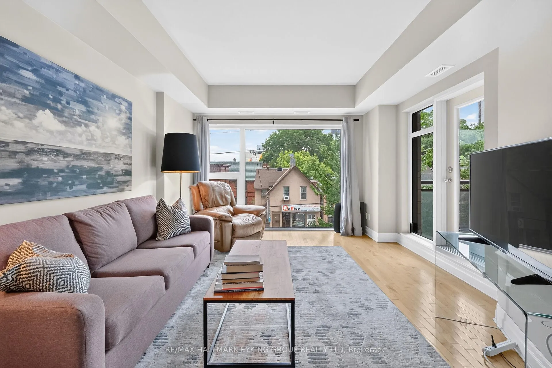 Photo 10 of Unit 301, 245 Kent Street, Ottawa, Ottawa Centre — HOMEH