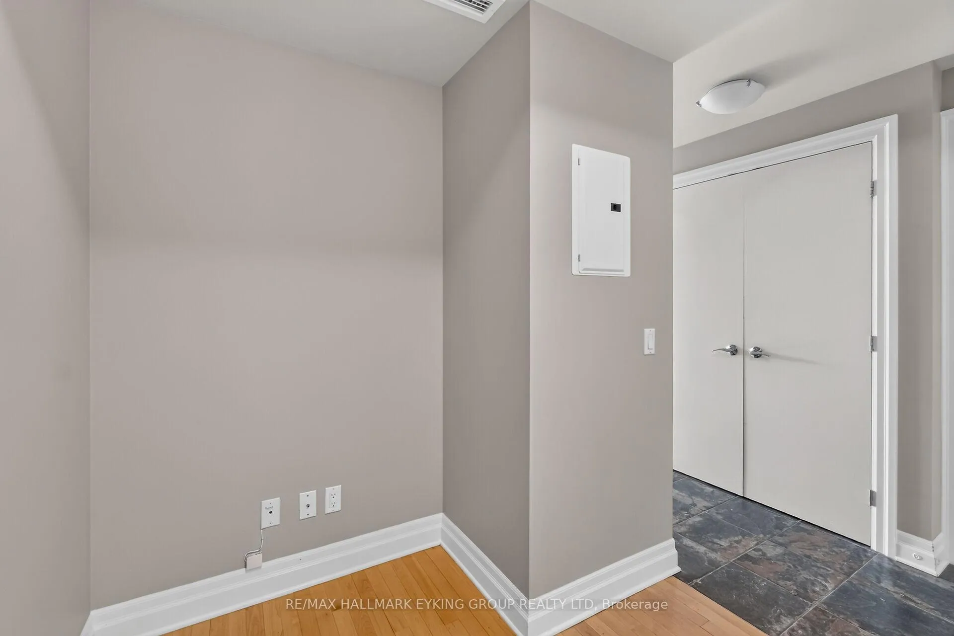 Photo 28 of Unit 301, 245 Kent Street, Ottawa, Ottawa Centre — HOMEH