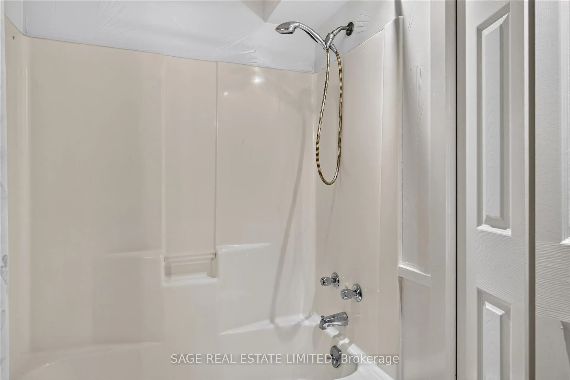 Photo 23 of 1756 Gordon Fitzgerald Lane, Selwyn — HOMEH