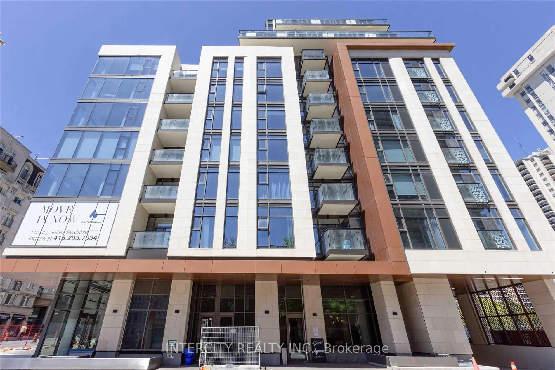 Photo 1 of Unit 707, 6 Jackes Avenue, Toronto, Rosedale-Moore Park — HOMEH